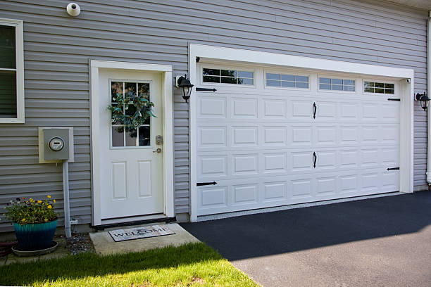 24/7 Emergency Garage Door Panel Replacement experts in Polkton, NC